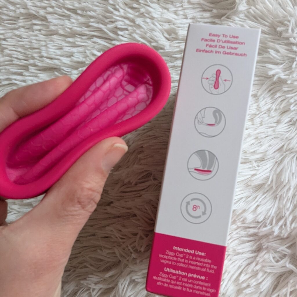 Instructions for Ziggy cup 2 insertion - mess free period sex