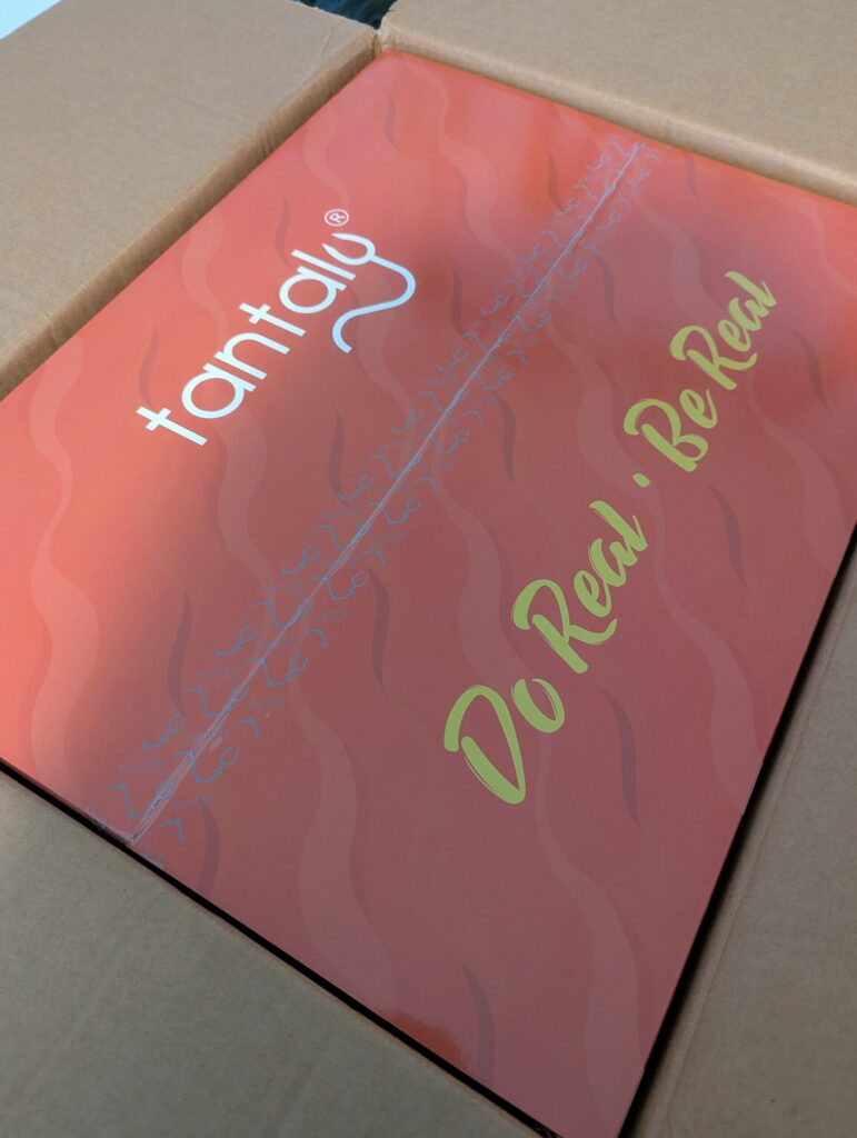 Tantaly Britney 2.0 review: Unboxing