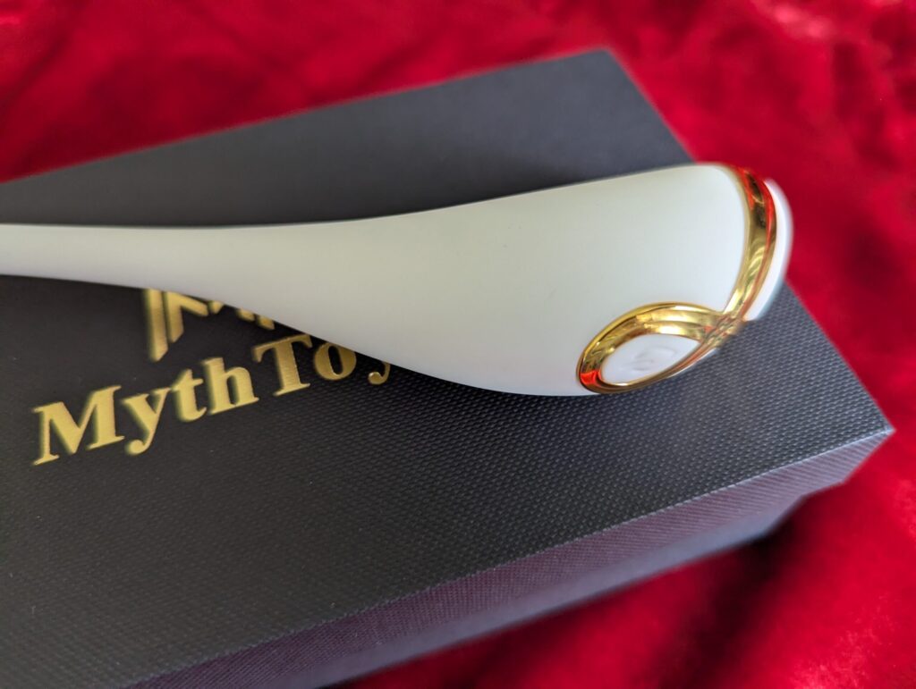 Flexible vibrator: Swan MythToy
