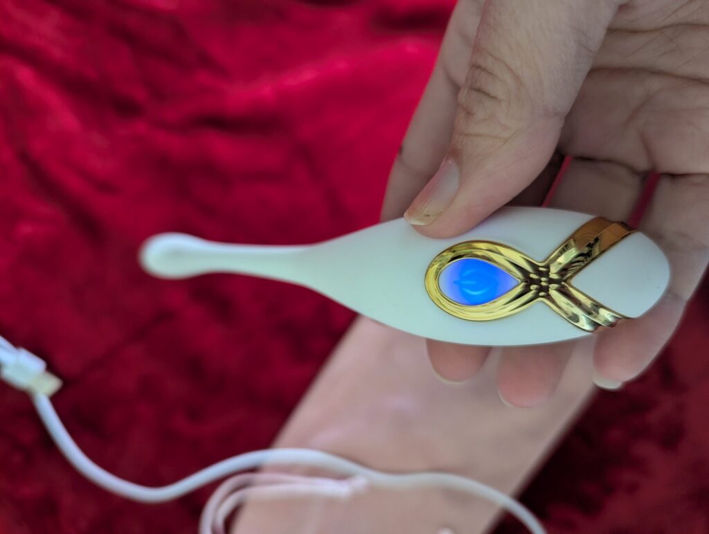 Myth Toy Swan Vibrator