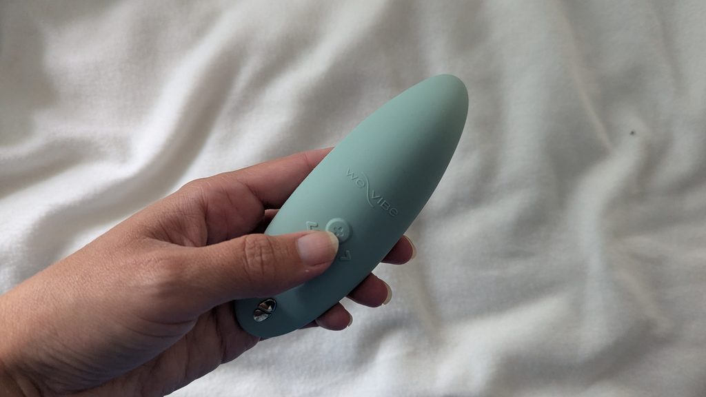 we-vibe melt - best clitoral suction toy for couples