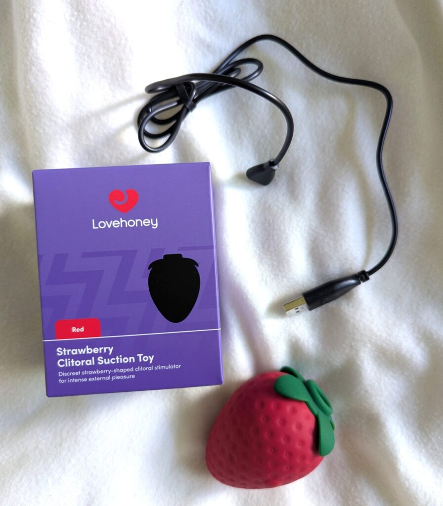 Lovehoney Strawberry fruit clitoral suction toy with box review
