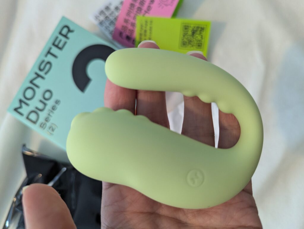 The Monster Pub Due dual stimulation toy - monster pub sex toys reviewed
