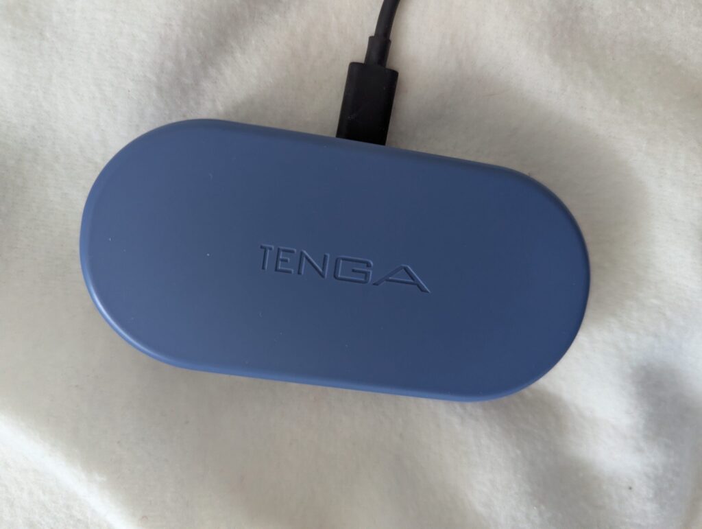 TENGA Pairring on charge in box