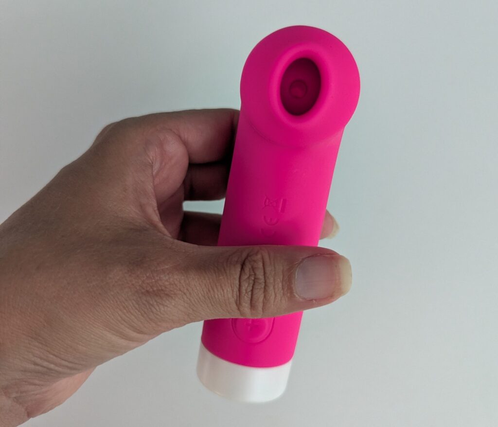 The Lovense Fizz review - is it a good clitoral suction toy?