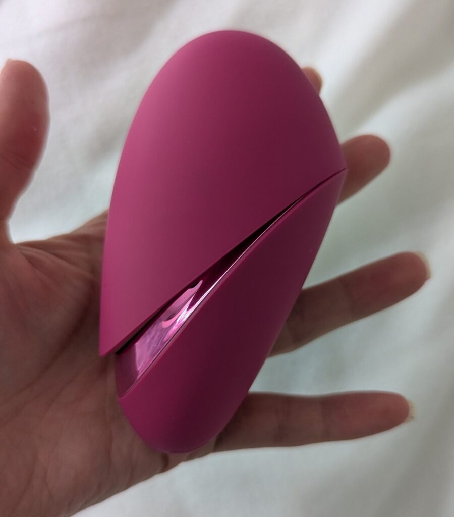 Womanizer Next Liberty Review: My New Favourite Travel Clitoral Suction Toy?