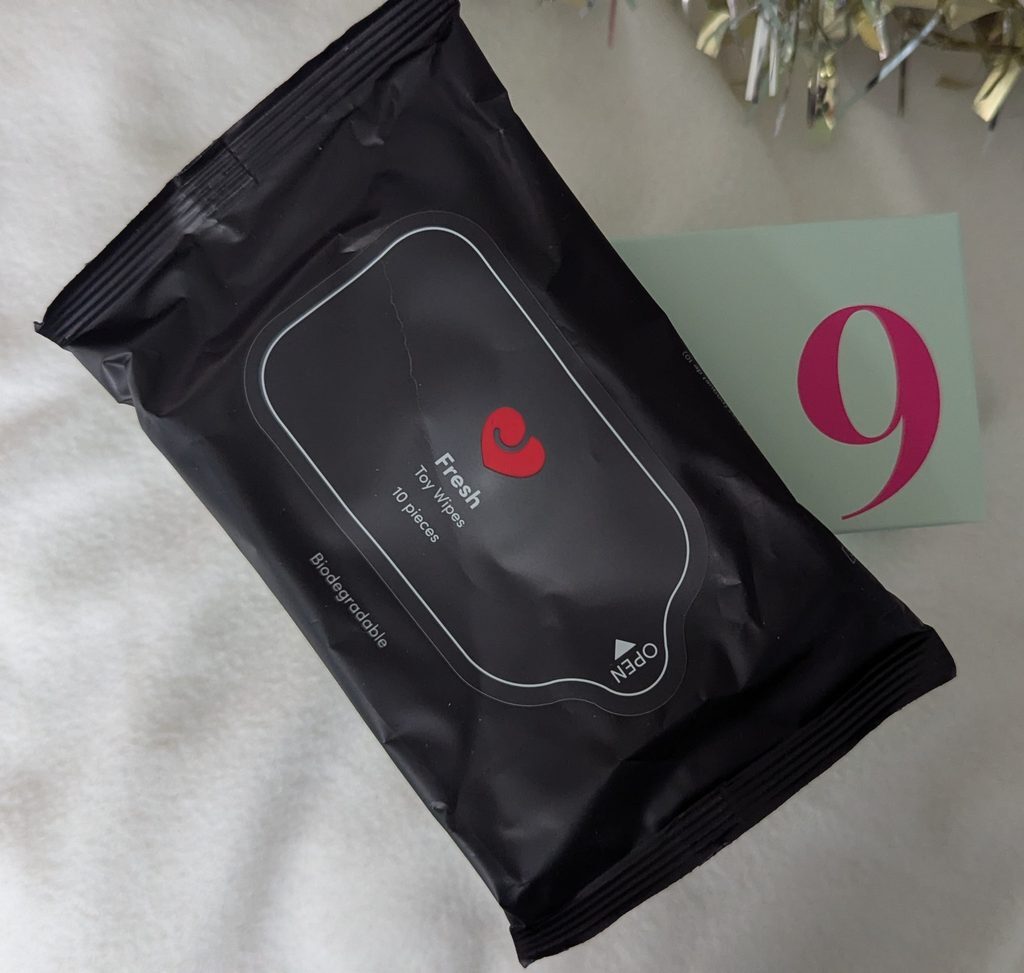 Day 9: Fresh Toy Wipes from the Enjoy calendar