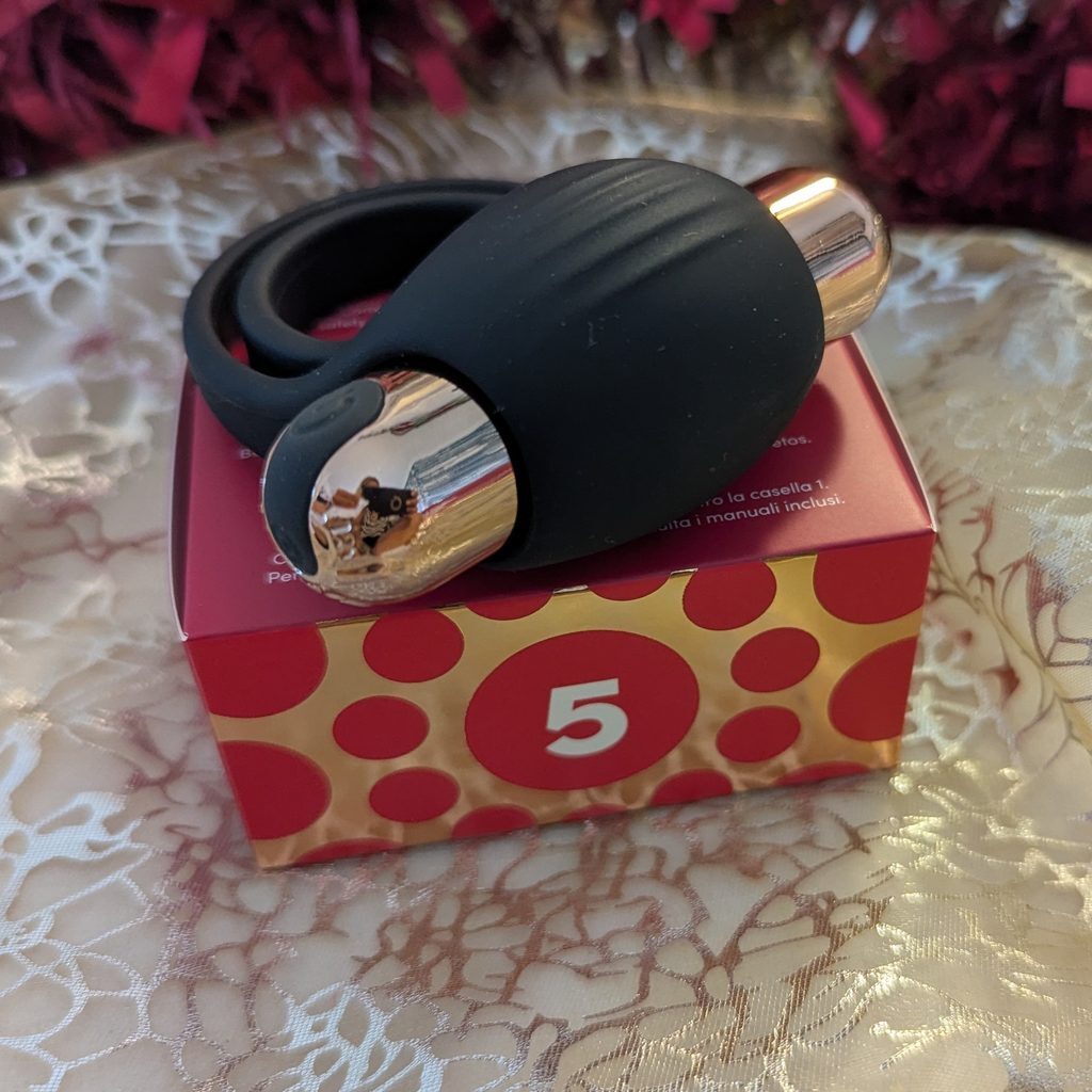 Day 5 of the lovehoney sex toy advent calendar unboxing - Vibrating Double Cock Ring