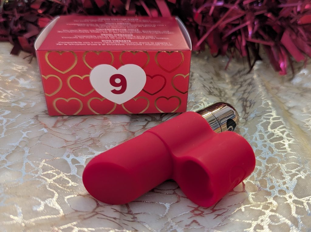 Day 9 of the Lovehoney couples adult advent calendar: Finger Vibrator Sleeve