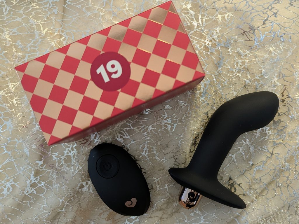 Day 19 of the Lovehoney adult toy calendar for 2026: G-Spot / Prostate Massager