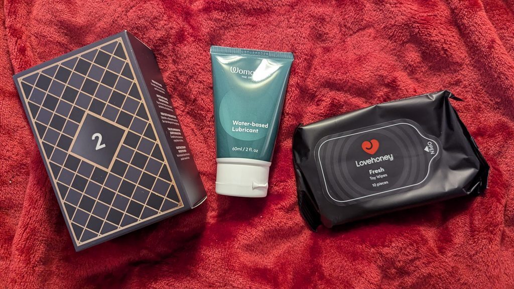 Day 2: Womanizer Lube And Toy Wipes