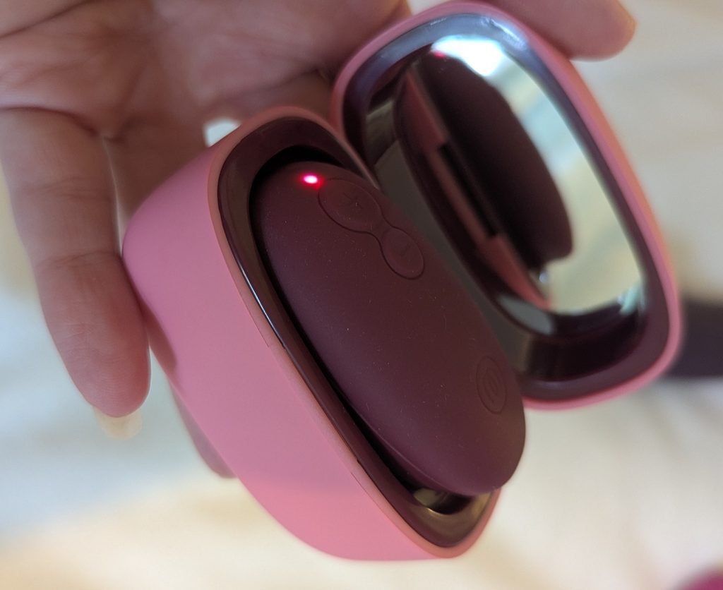 Womanizer Snap Review: Small But Surprisingly Impressive