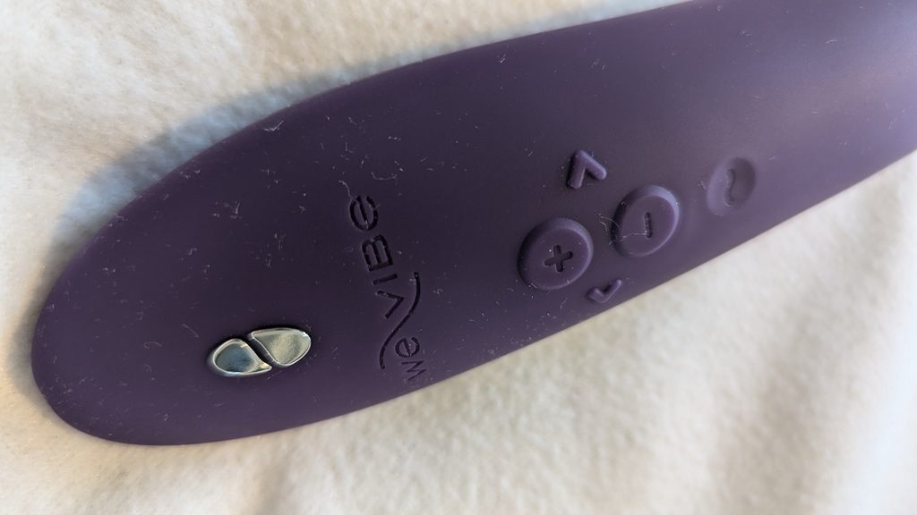 Controls and charging port on we-vibe wand 2