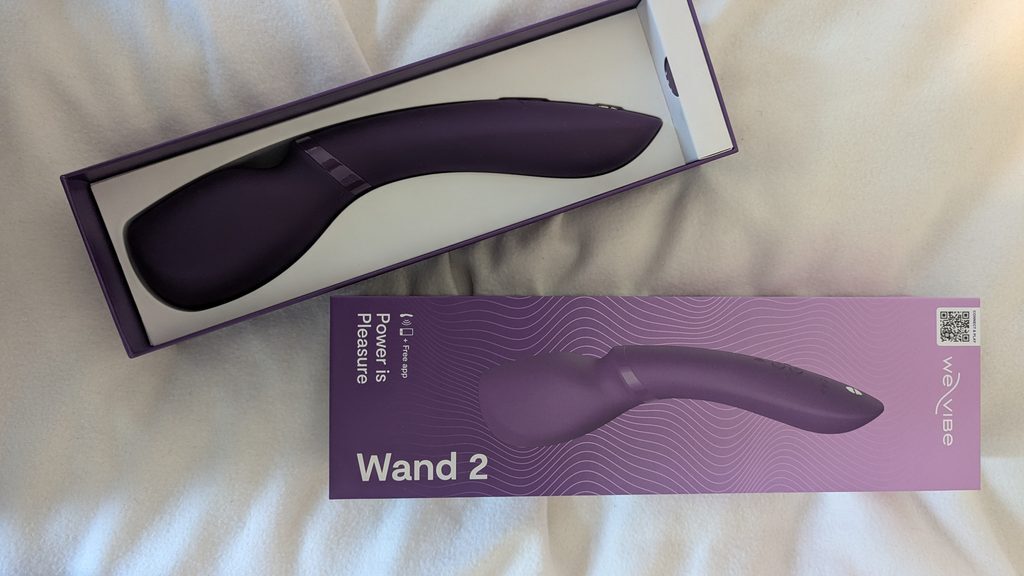 We-Vibe Wand 2 in box
